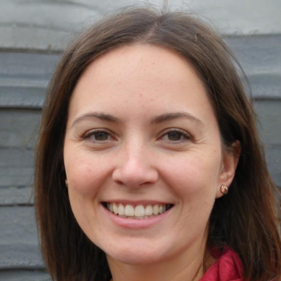 Marcella Voss - Financial Analysis Instructor